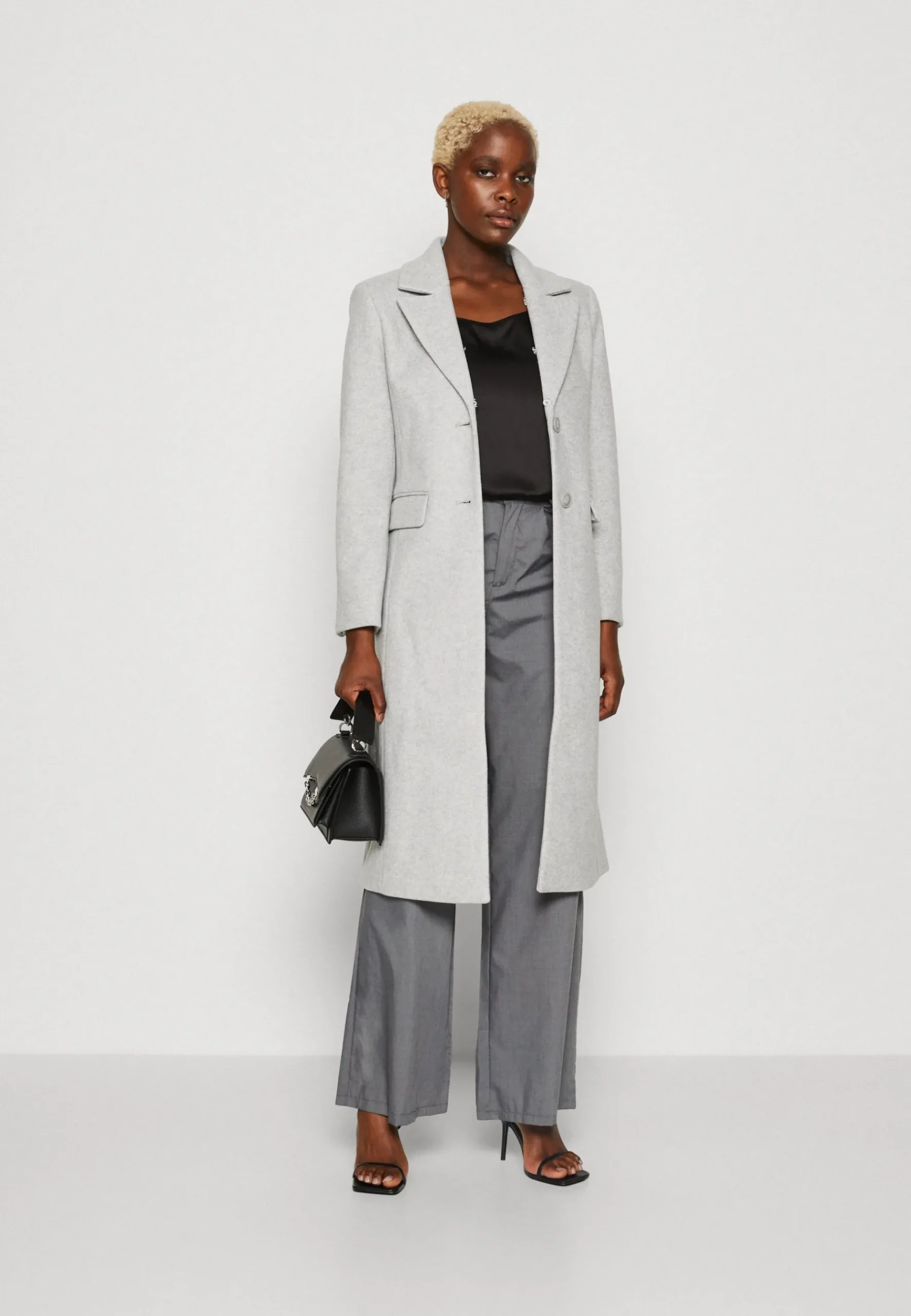 Amber Collar Coat - Manteau Classique|Forever New Outlet