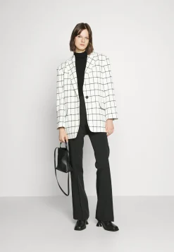 Azulla - Blazer|HUGO Clearance