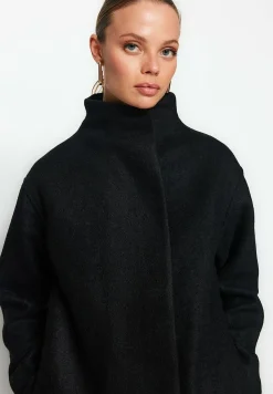Bedrijf - Manteau Classique|Trendyol Outlet
