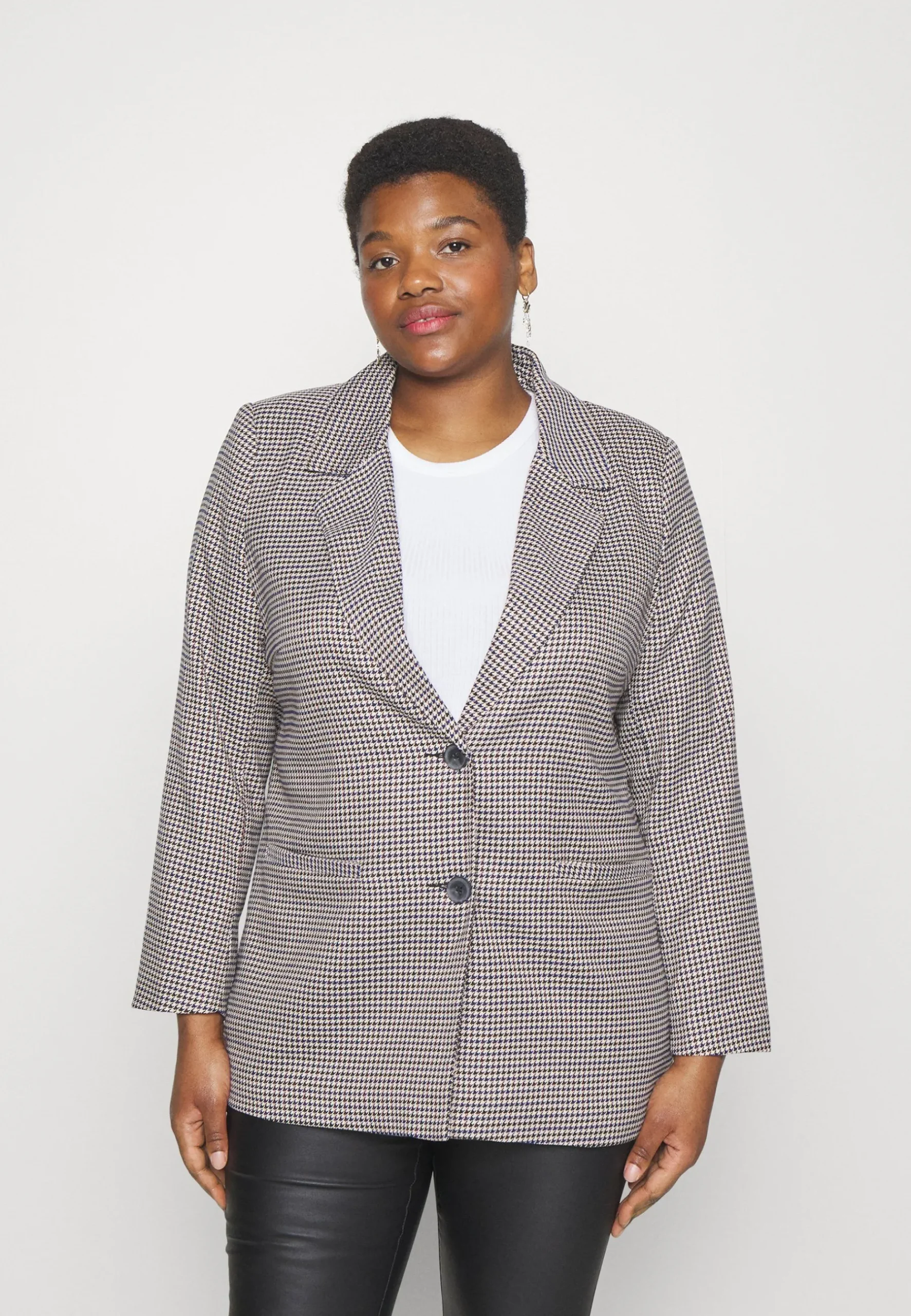 Carnewdita Blazer - Manteau Court|ONLY Carmakoma Hot