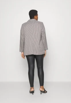 Carnewdita Blazer - Manteau Court|ONLY Carmakoma Hot