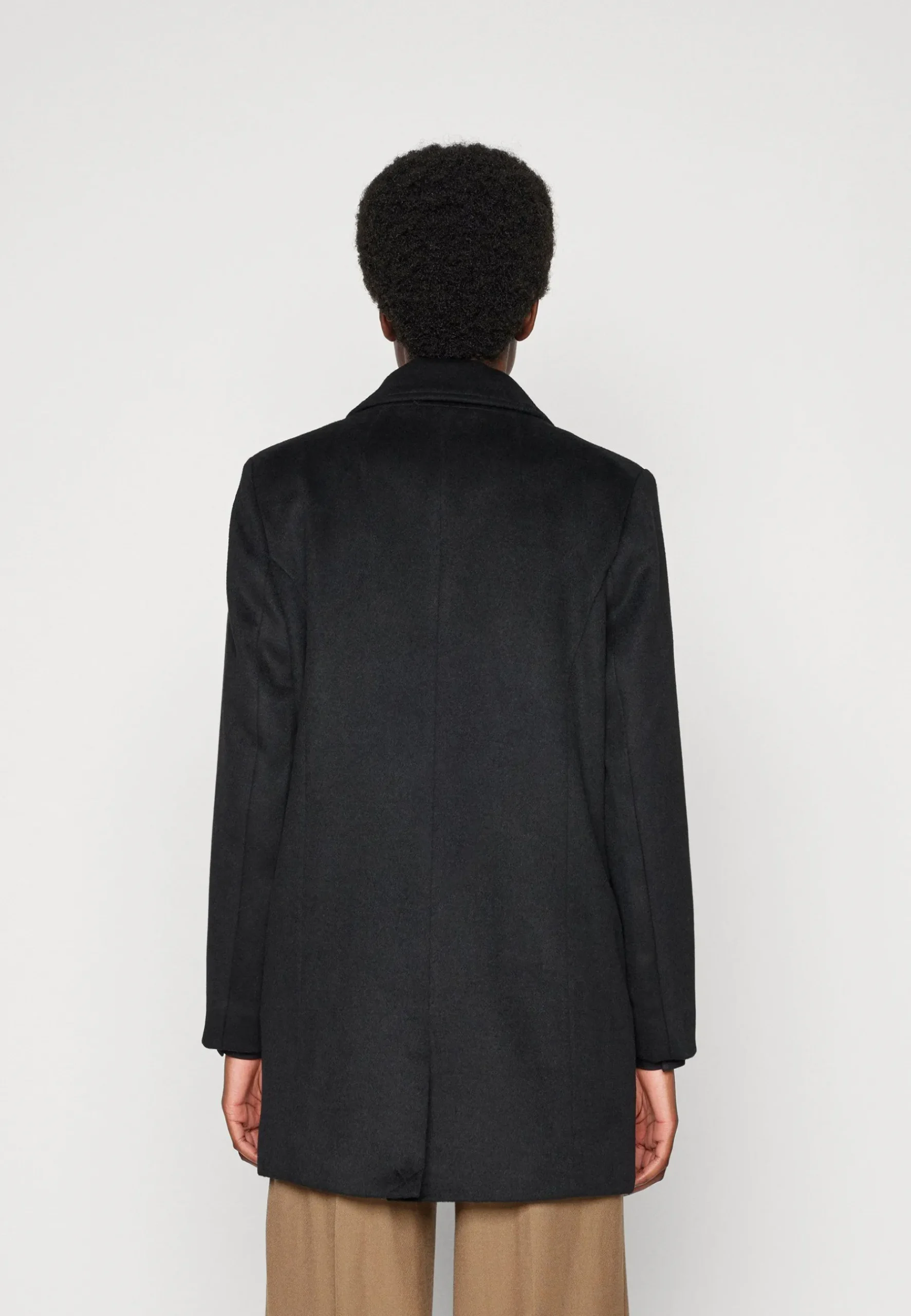 Catarina Abella - Manteau Classique|Bruuns Bazaar Sale