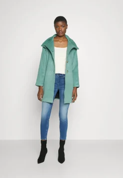 Catarina Ilesa Coat - Manteau Court|Bruuns Bazaar Outlet