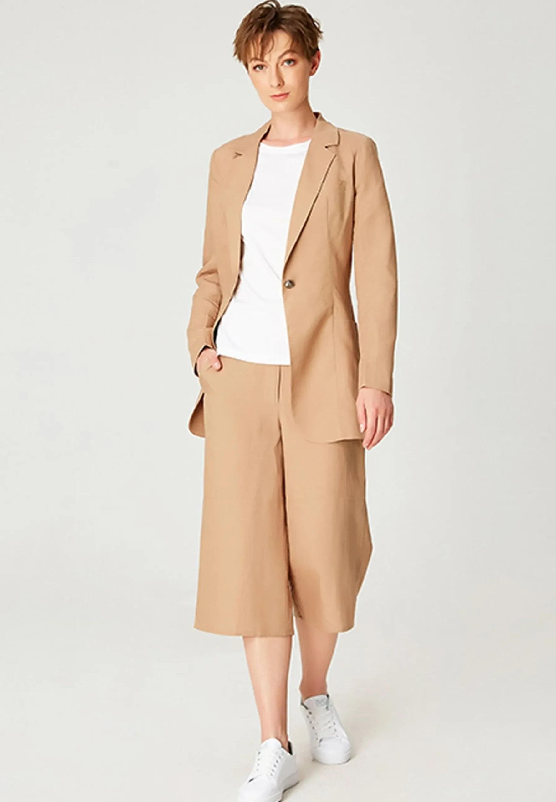 Cintre - Manteau Court|Smart and Joy Outlet