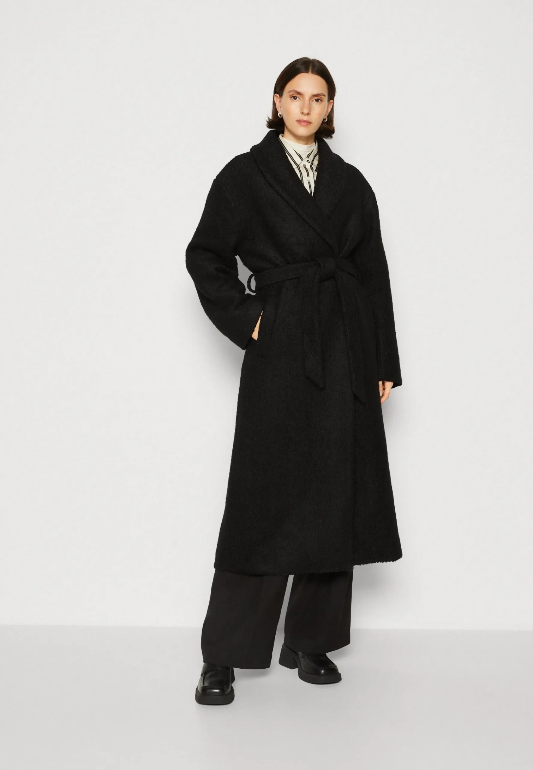 Coat Hailey - Manteau Classique|Lindex Outlet