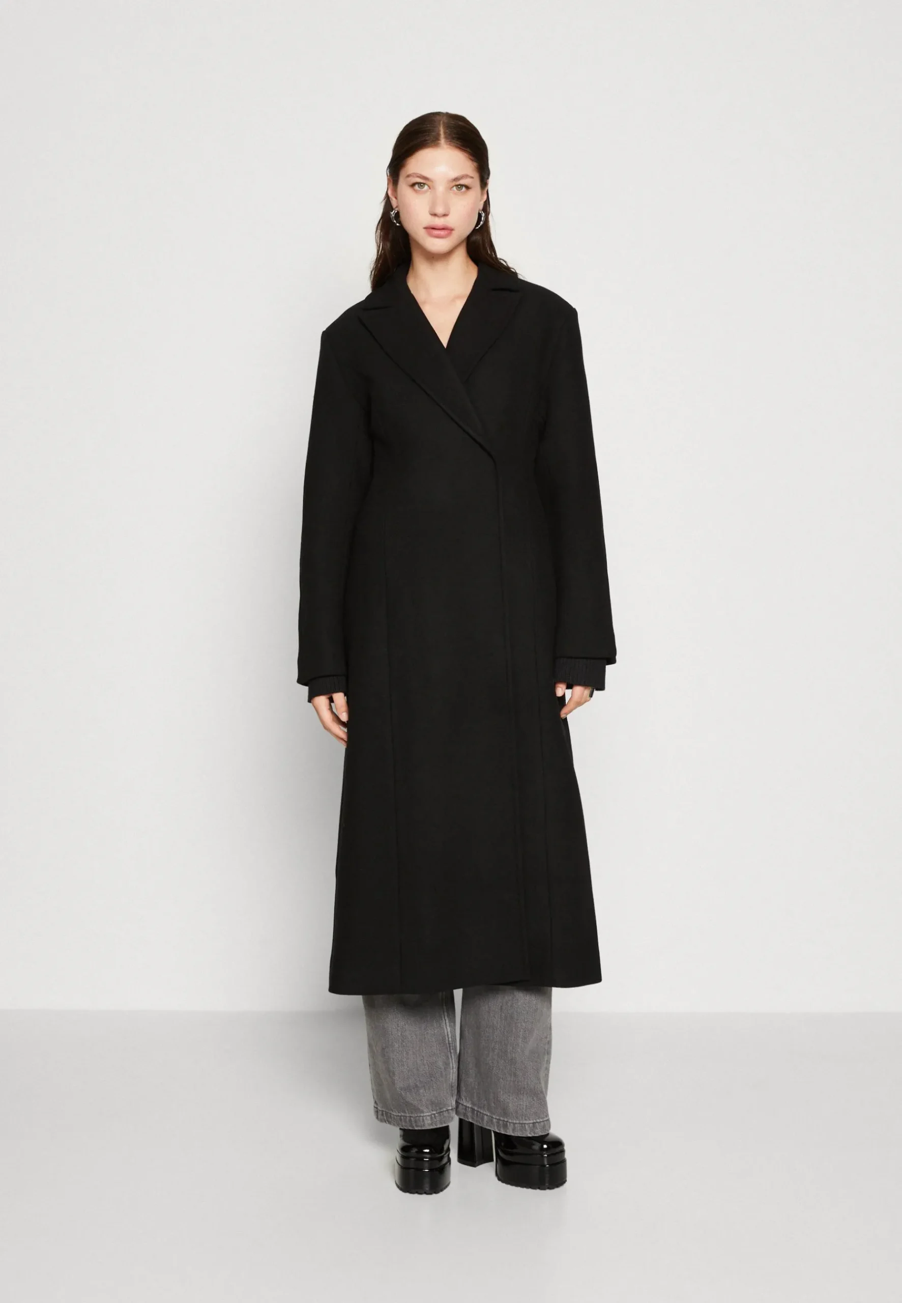 Delia Waisted Coat - Manteau Classique|Weekday Best