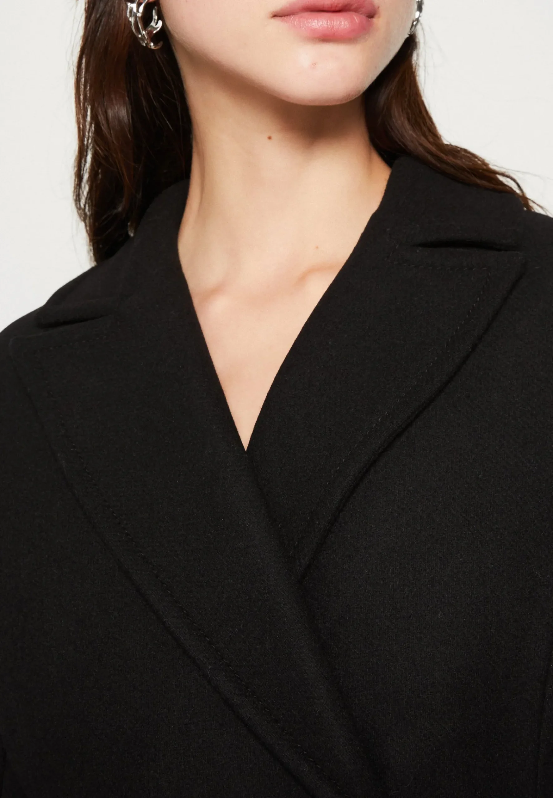Delia Waisted Coat - Manteau Classique|Weekday Best