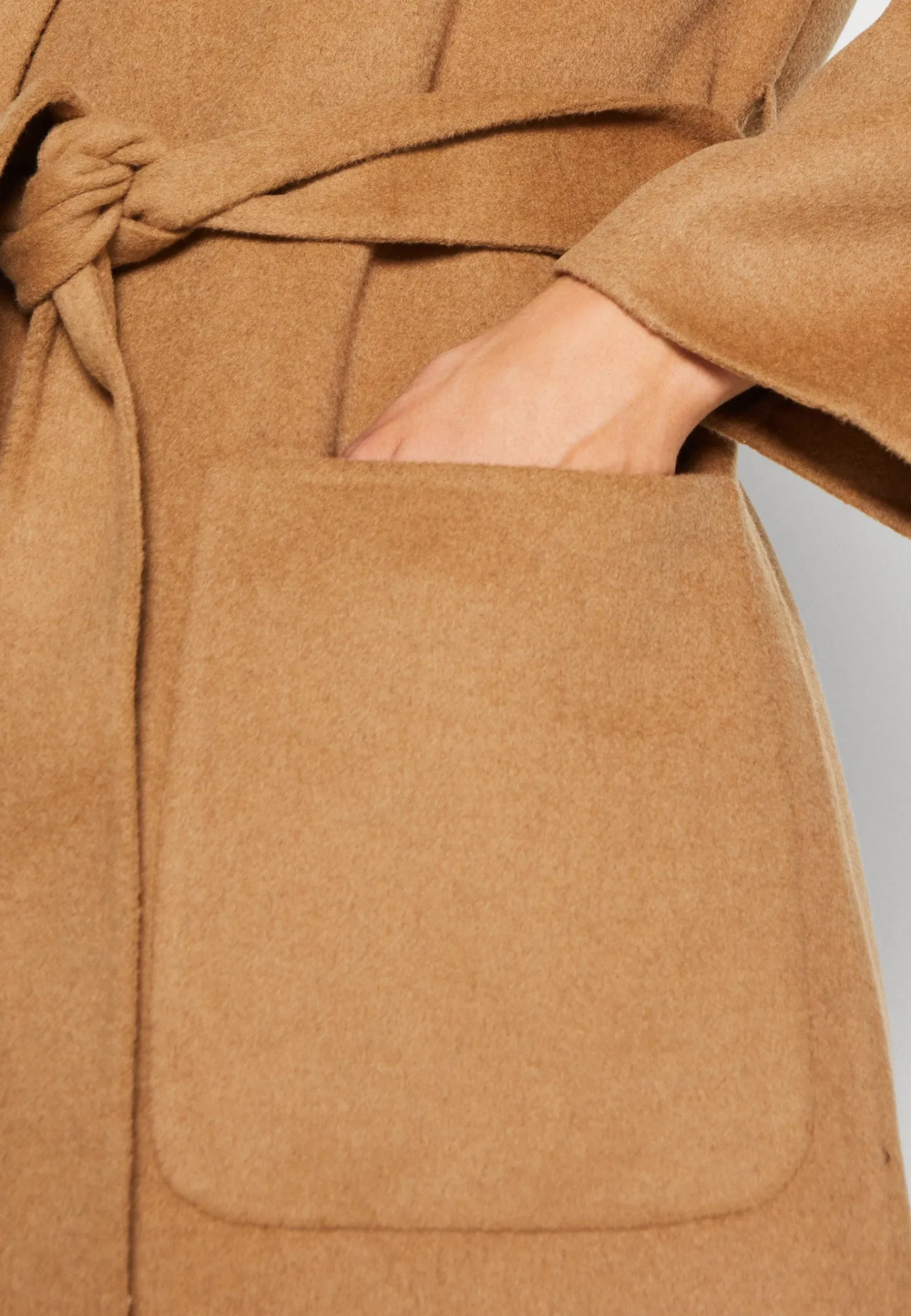Handstitched Belted Coat - Manteau Classique|GANT Flash Sale