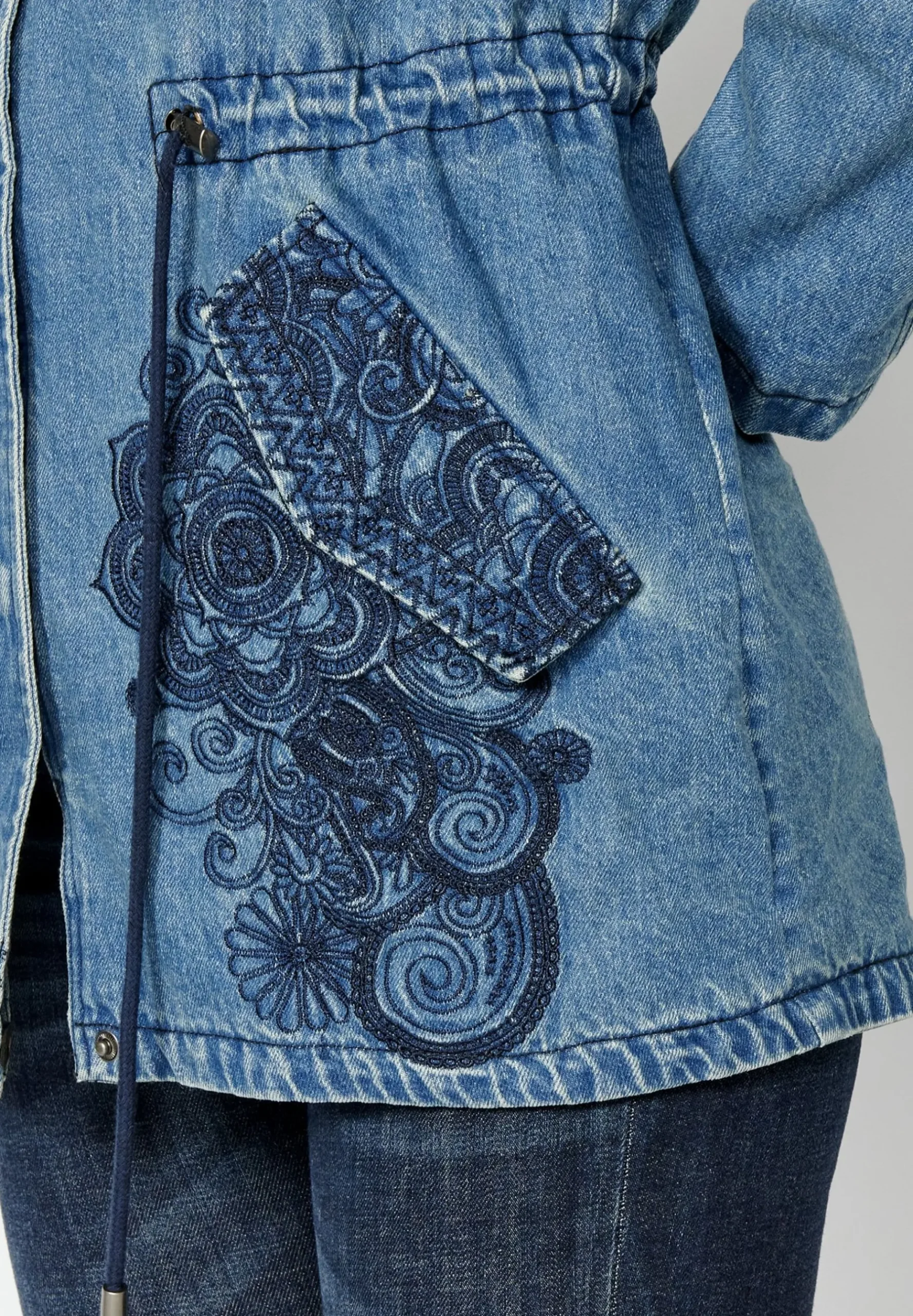 Manteau Court|Koroshi Clearance