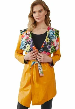 Manteau Court|Ikigai The City Store