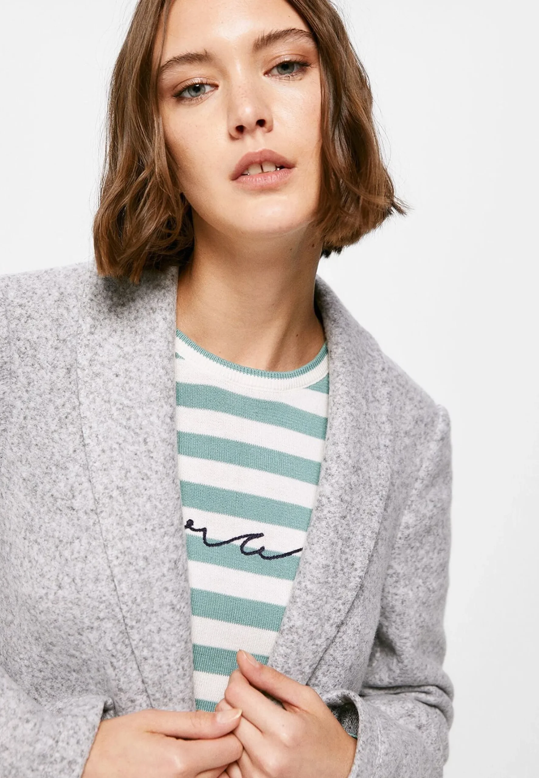 Manteau Court|Springfield Sale
