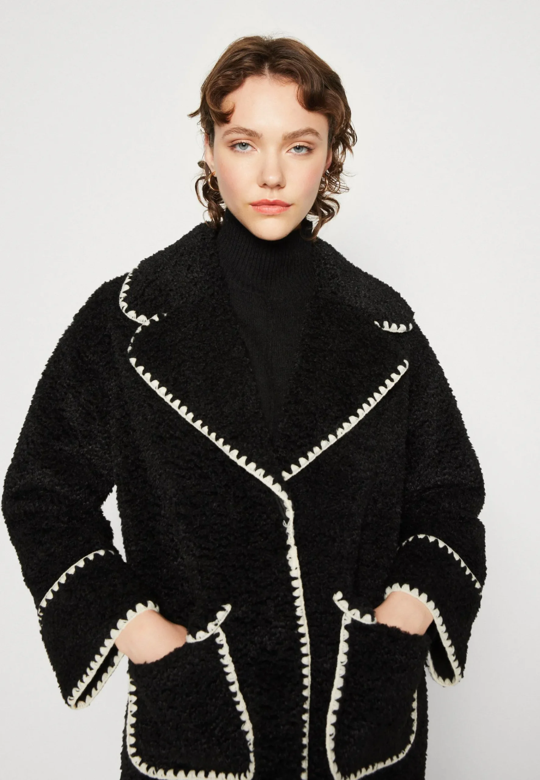 Objshiren Coat - Manteau Court|Object Clearance