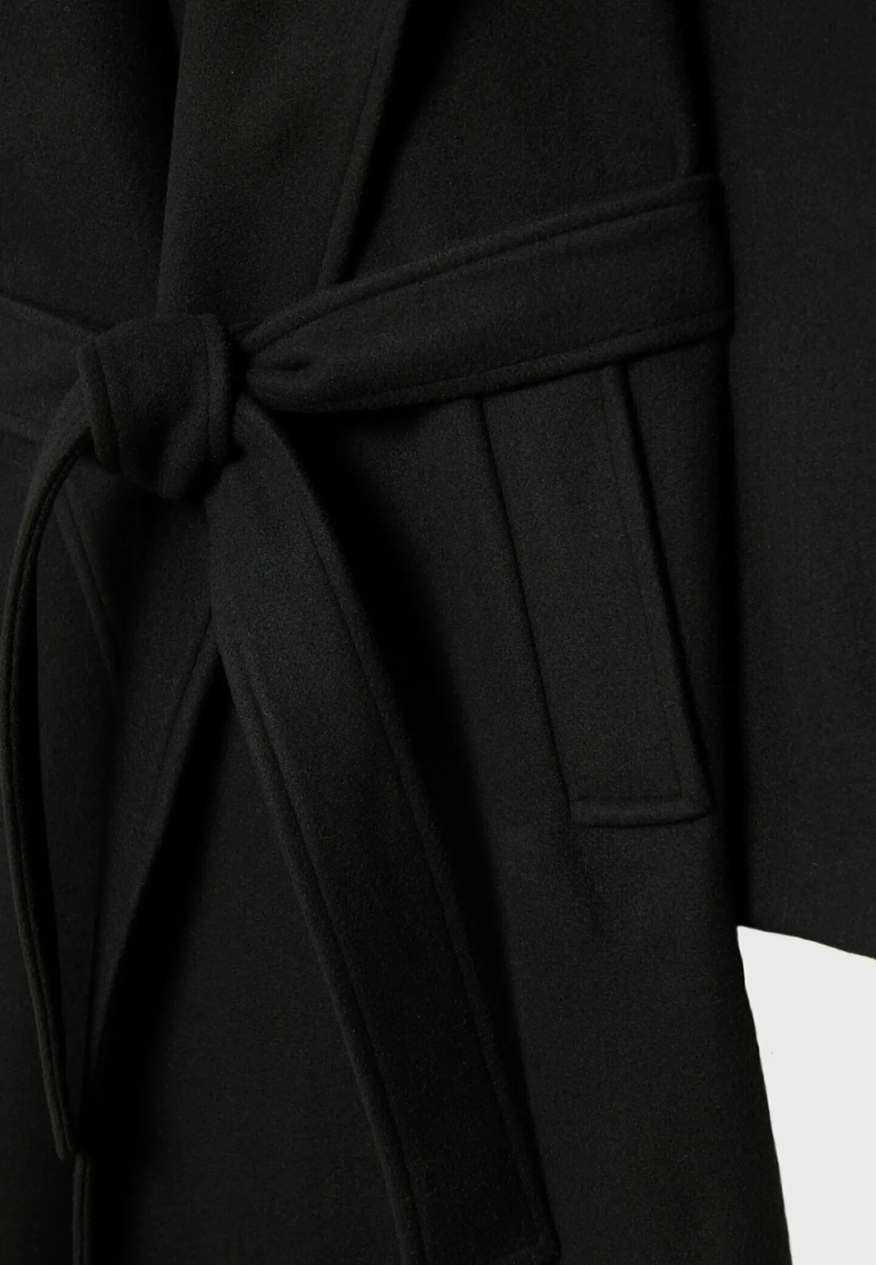 Soft Touch With Hood - Manteau Classique|Stradivarius Shop
