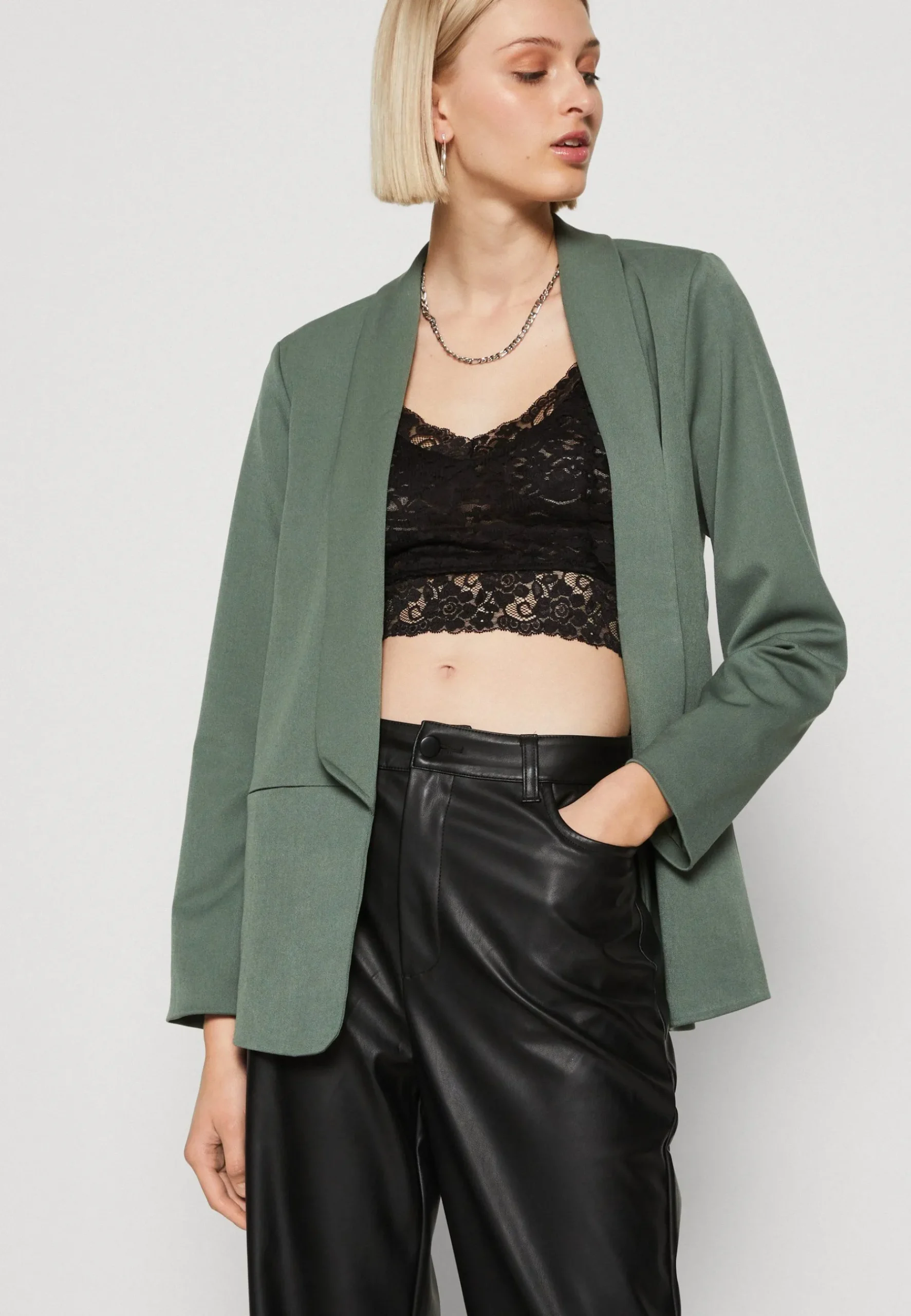 Vivarone Open - Manteau Court|VILA Online